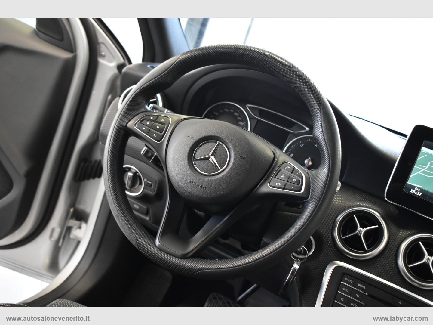 A 180 d Automatic Executive - immagine 21