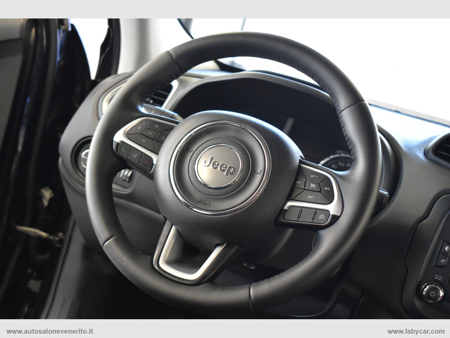 Renegade 1.6 Mjt 120CV Limited - immagine 21