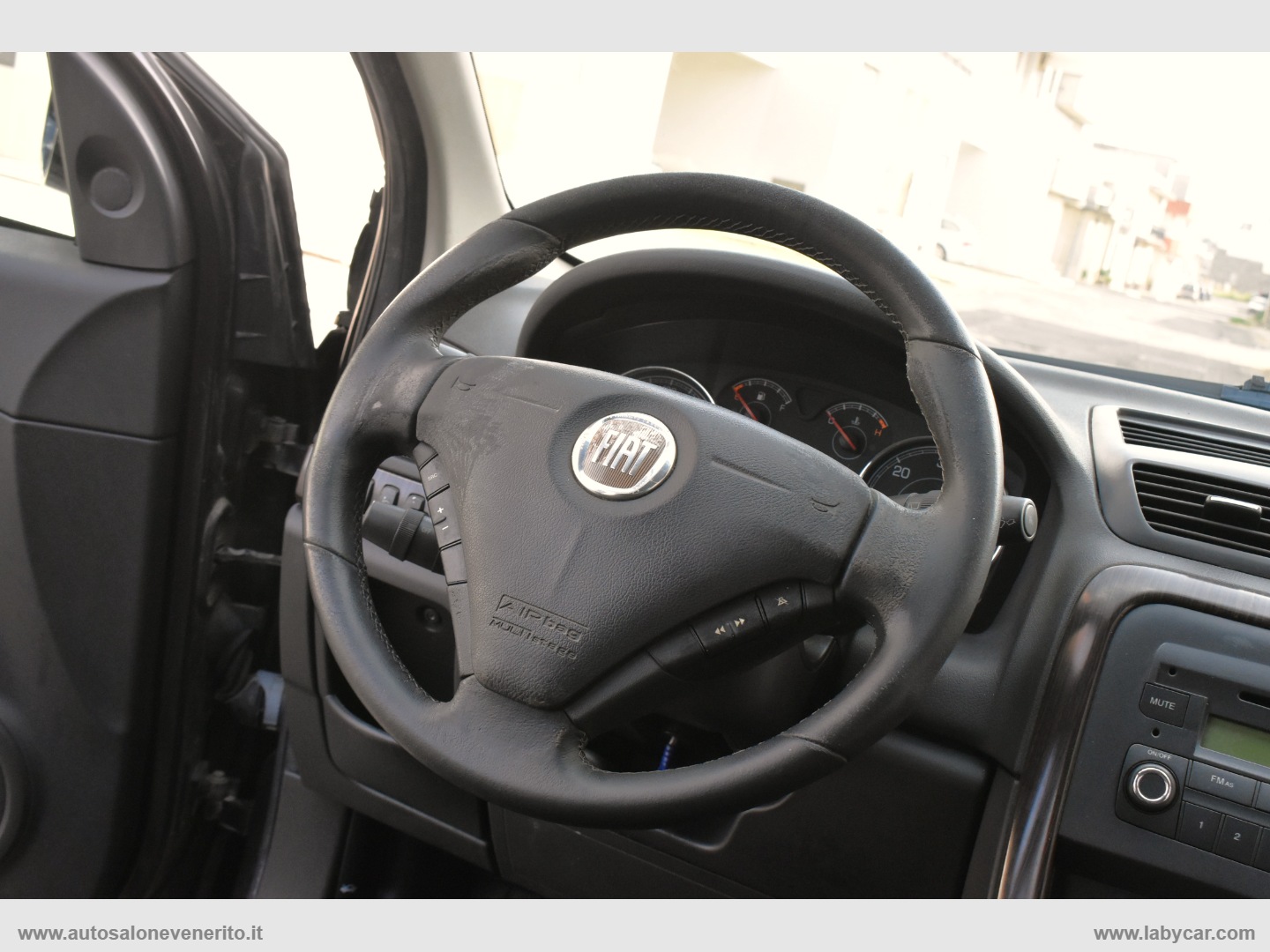 Croma 1.9 MJT Emotion - immagine 21
