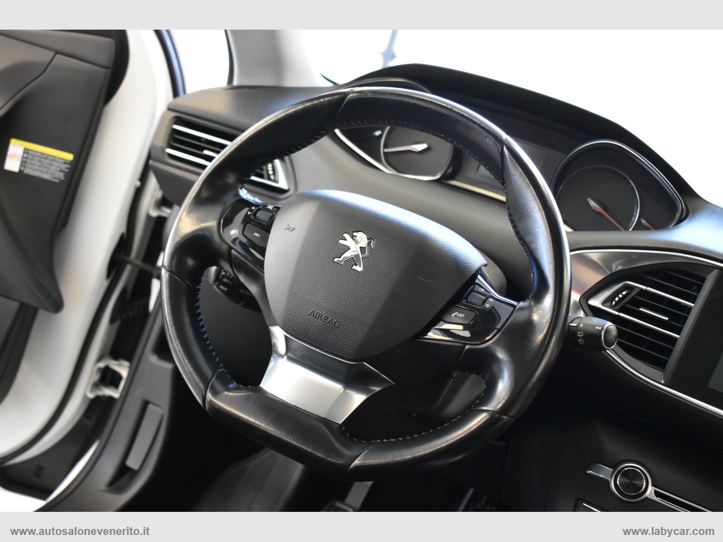 308 BlueHDi 120 S&S SW GT Line - immagine 21