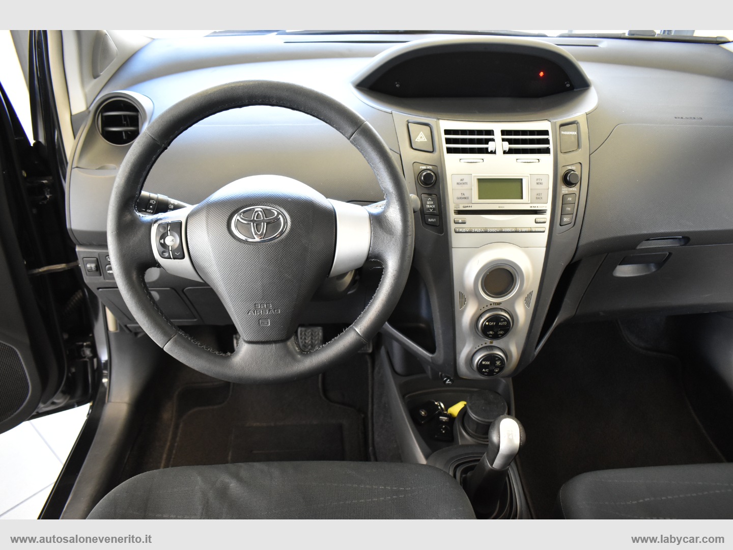 Yaris 1.4 D-4D 5p. Sol - immagine 21