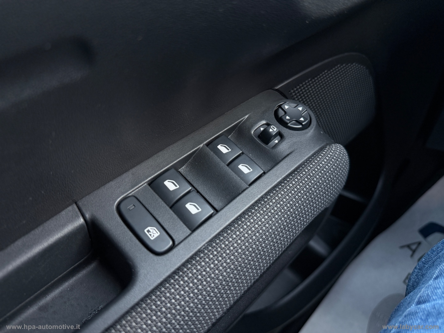 C3 Aircross BlueHDi 100 S&S Shine - immagine 21