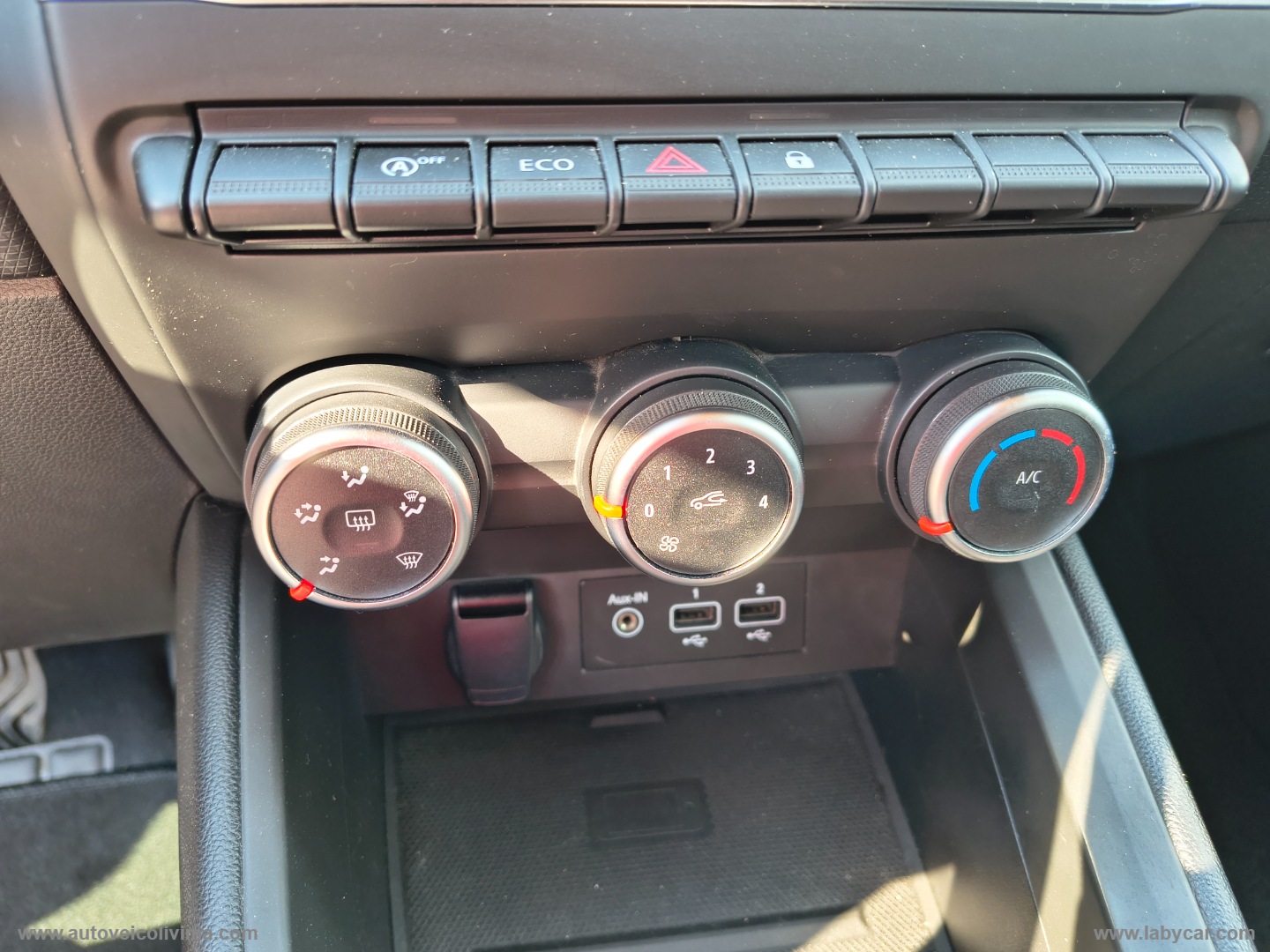 Clio TCe 100 CV GPL Business - immagine 21