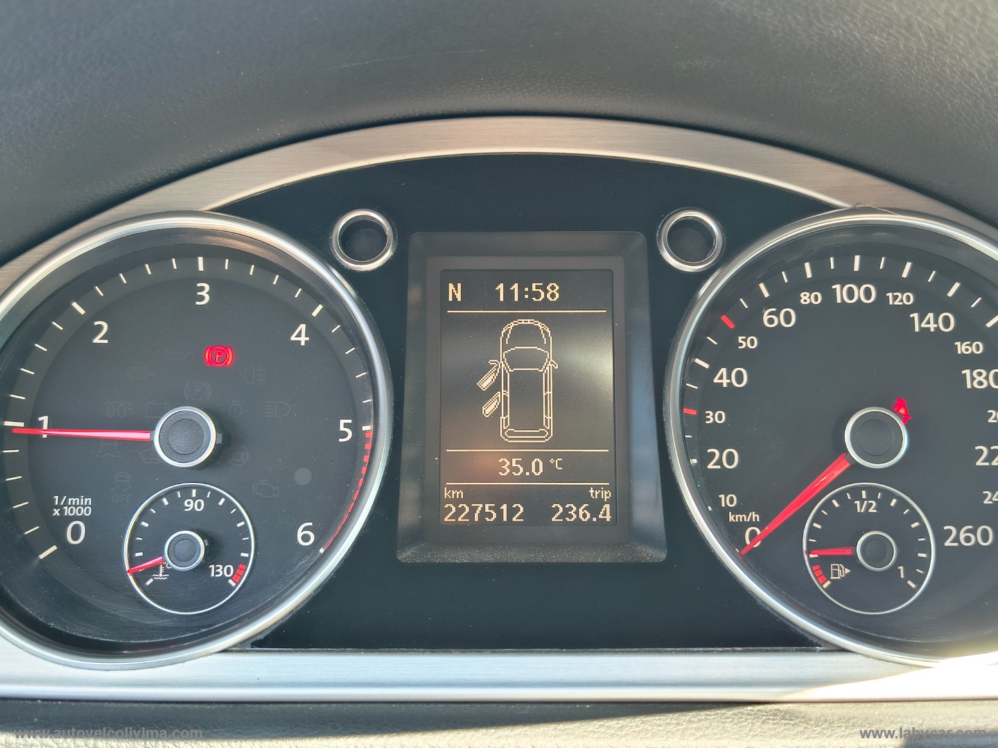 Passat Var. 2.0 TDI Highline BlueM.Tech - immagine 21