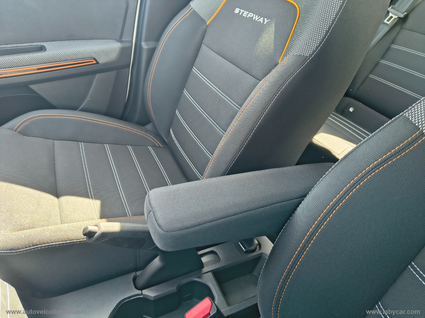 Sandero Step.1.0 TCe ECO-G Comfort SL DP - immagine 21