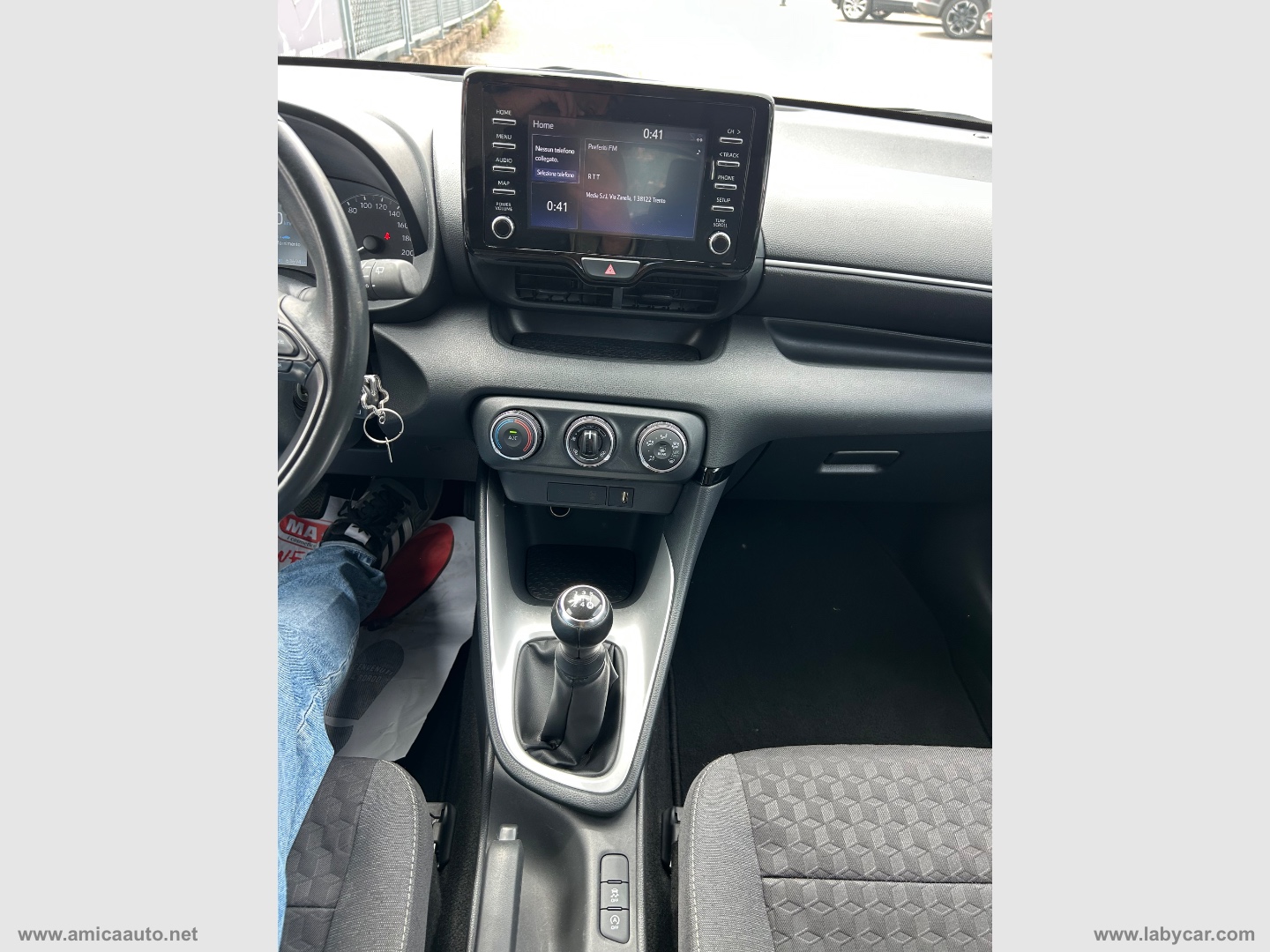 Yaris 1.0 5p. Business - immagine 21