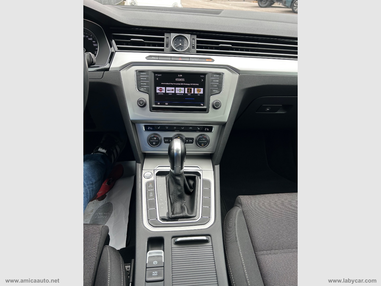 Passat Var. 2.0 TDI DSG Comfortline BMT - immagine 21