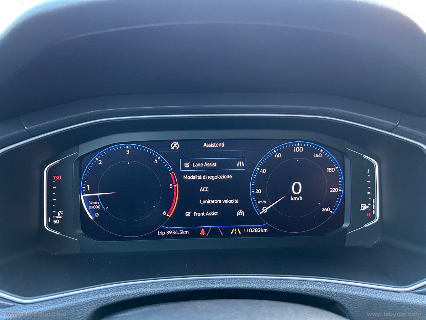 T-Roc 1.6 TDI SCR Advanced BlueMot.Tech. - immagine 21