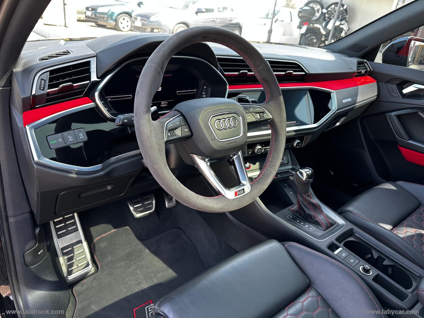 RS Q3 SPB quattro S tronic RSQ3 SPB Q.S-Tronic Dynamic Blackline Exclusive FULL - immagine 21