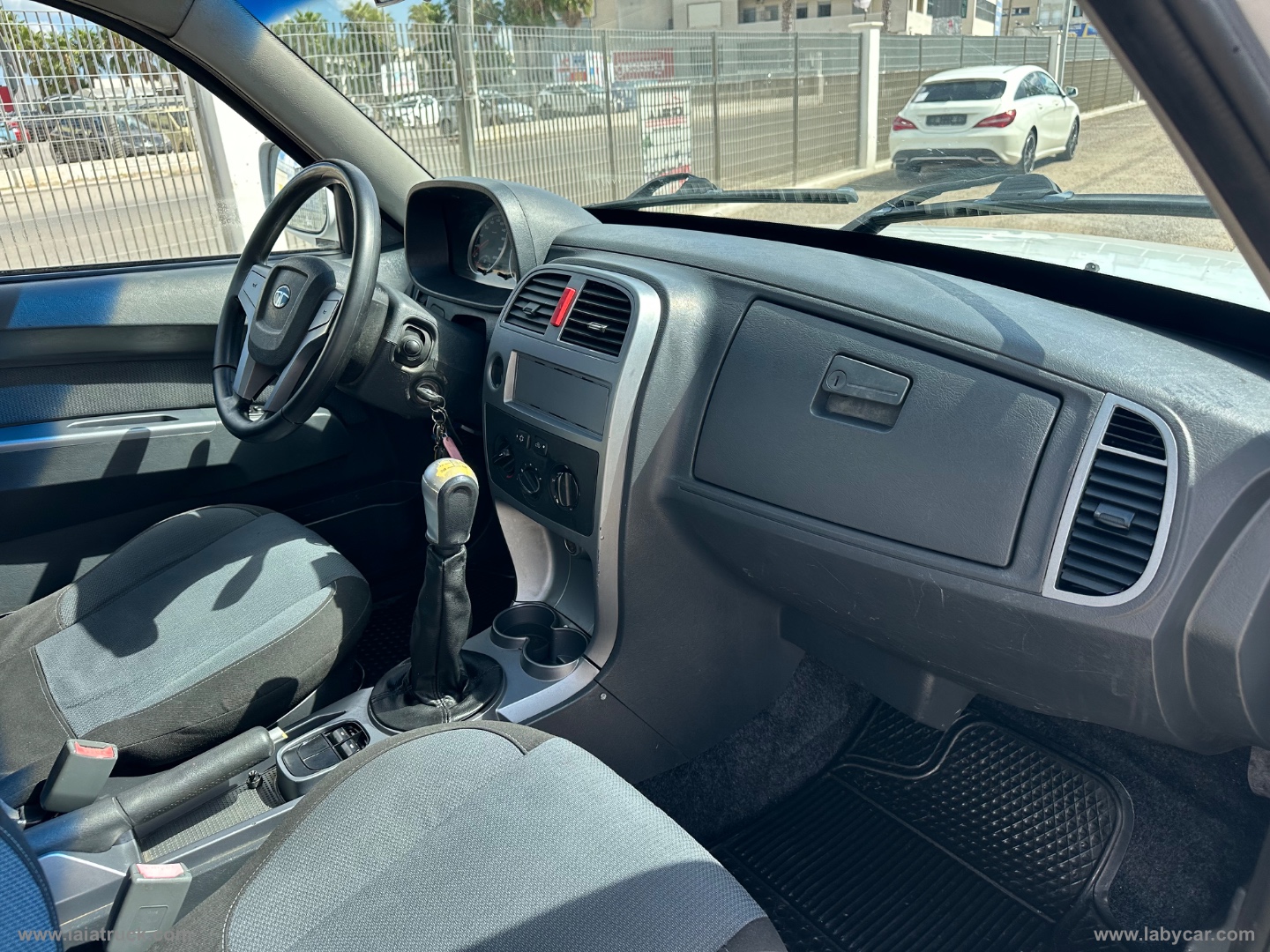 Xenon 2.2 Dicor 4x4 PC Pick-up 2 POSTI - immagine 21