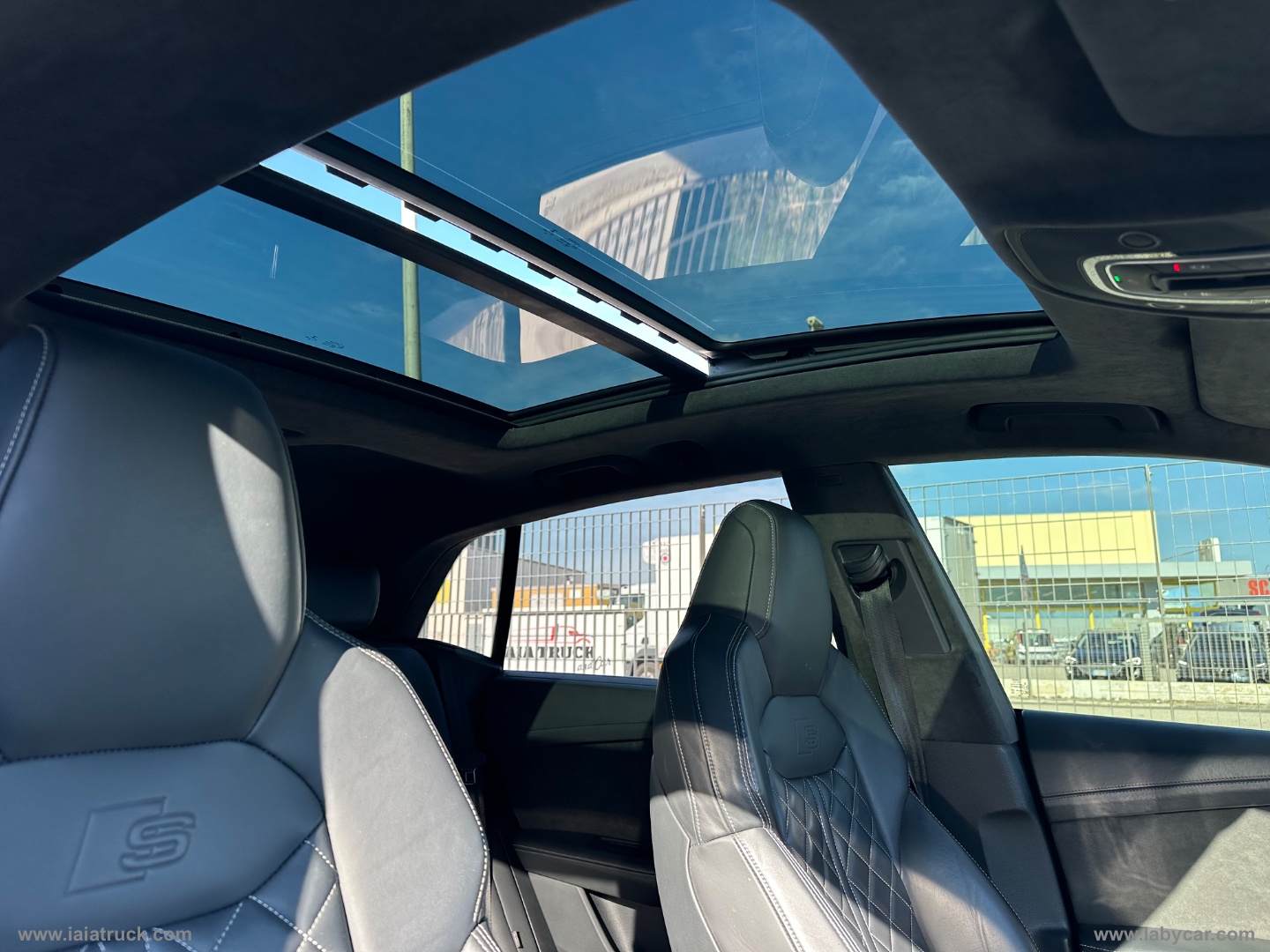 SQ8 TDI quattro tiptronic TOTAL BLACK CARBONI - immagine 21