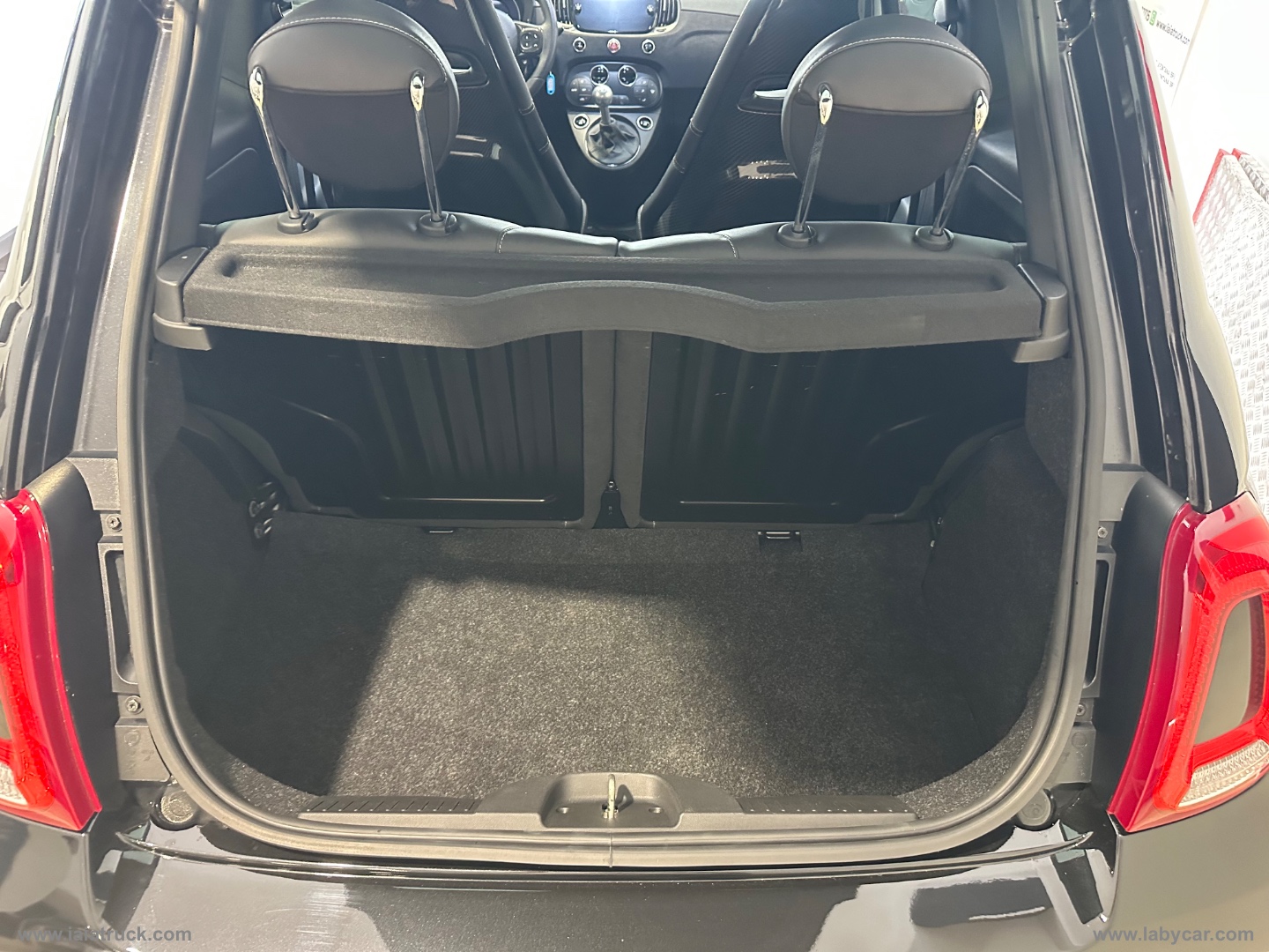 695 1.4 Turbo T-Jet 180 CV 75 Anniv. SOLO 1368 ESEMPLARI - immagine 21