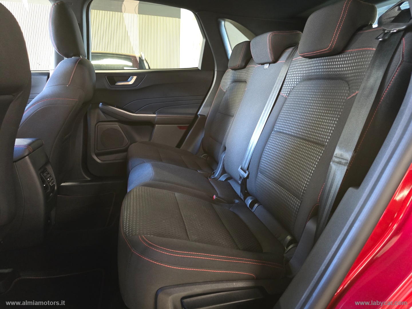 Kuga 2.5 Full Hybrid 190 CVT 2WD ST-Line - immagine 21