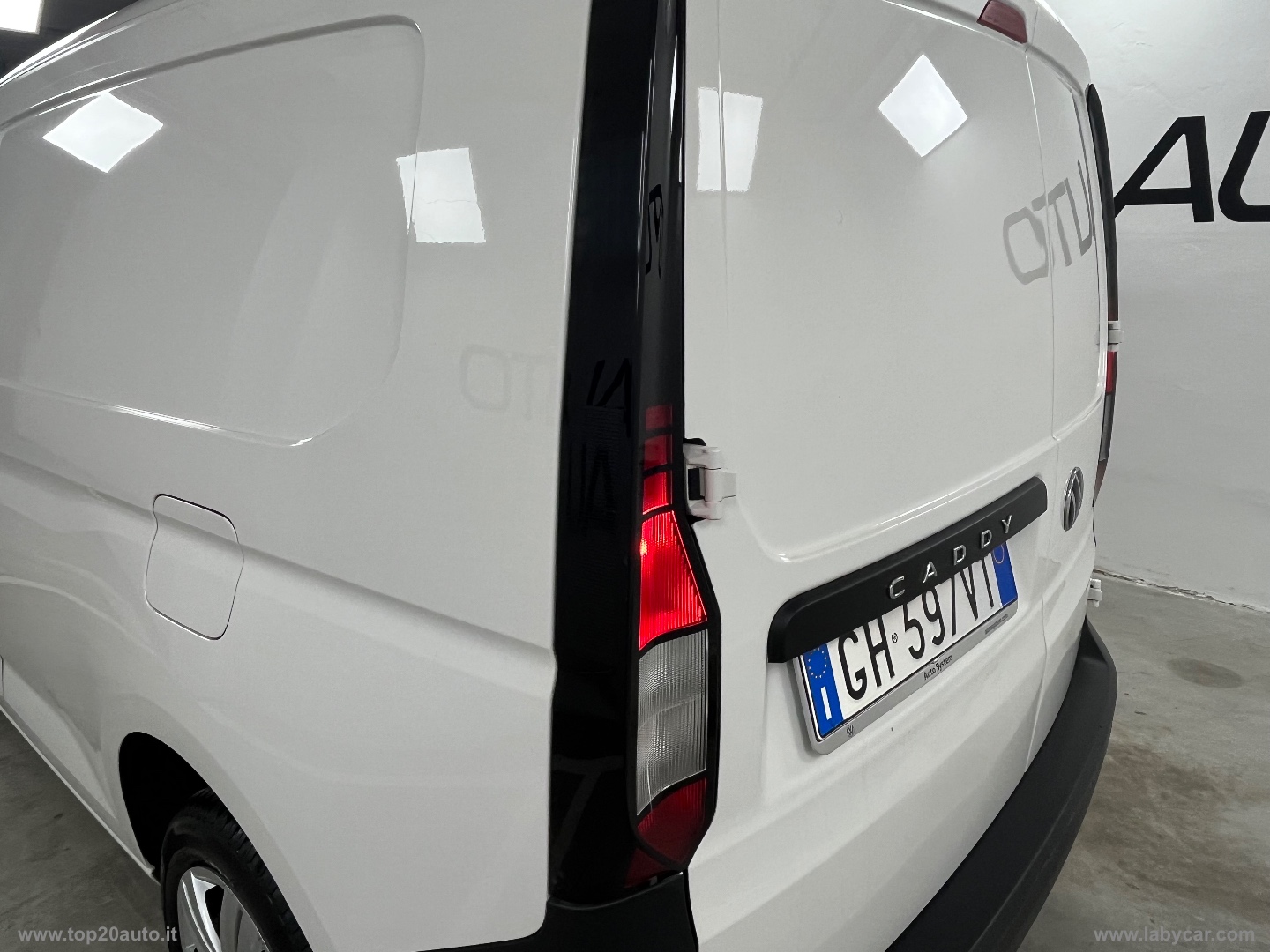 Caddy 2.0 TDI 102CV Furgone - immagine 21