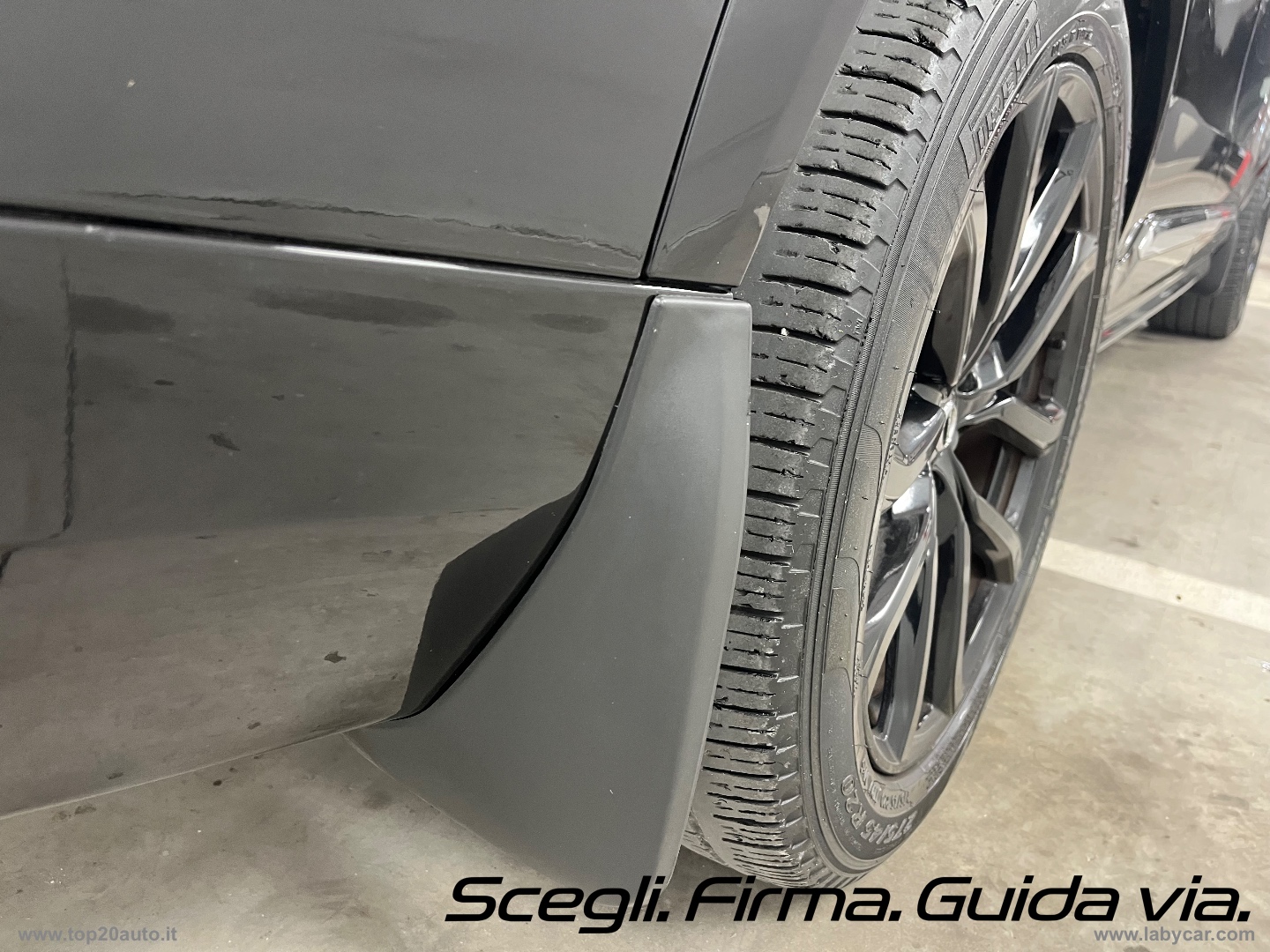 XC90 D5 AWD Geartronic Inscription|TOTAL BLACK|PELLE TOTALE - immagine 21