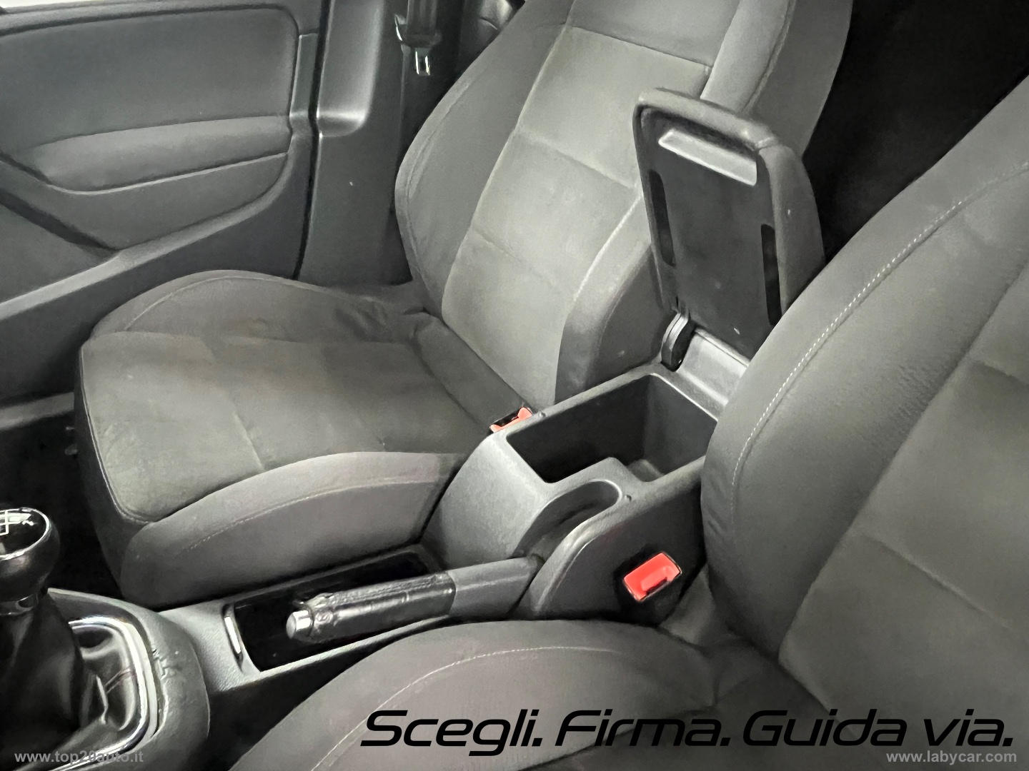Golf 2.0 TDI 140 CV 5p. Highline - immagine 21