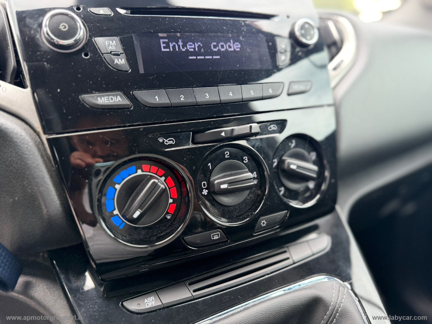 Ypsilon 1.3 MJT 95 CV 5p. S&S Gold - immagine 21