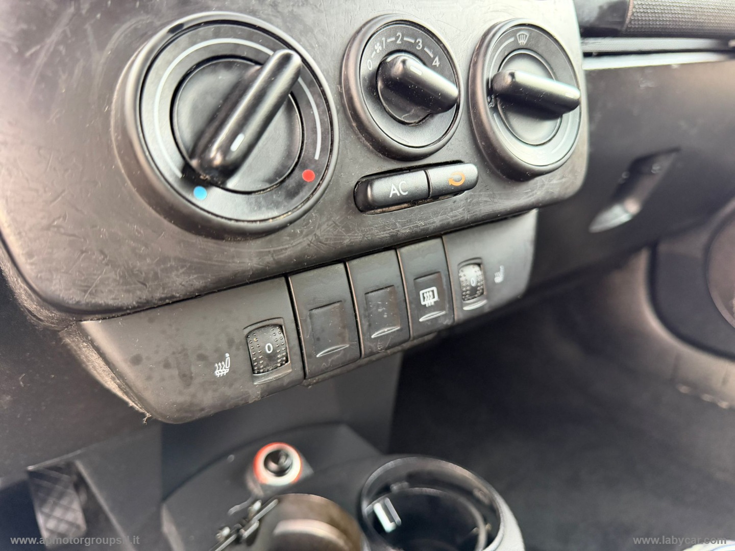 New Beetle 1.4 16V Cabrio - immagine 21