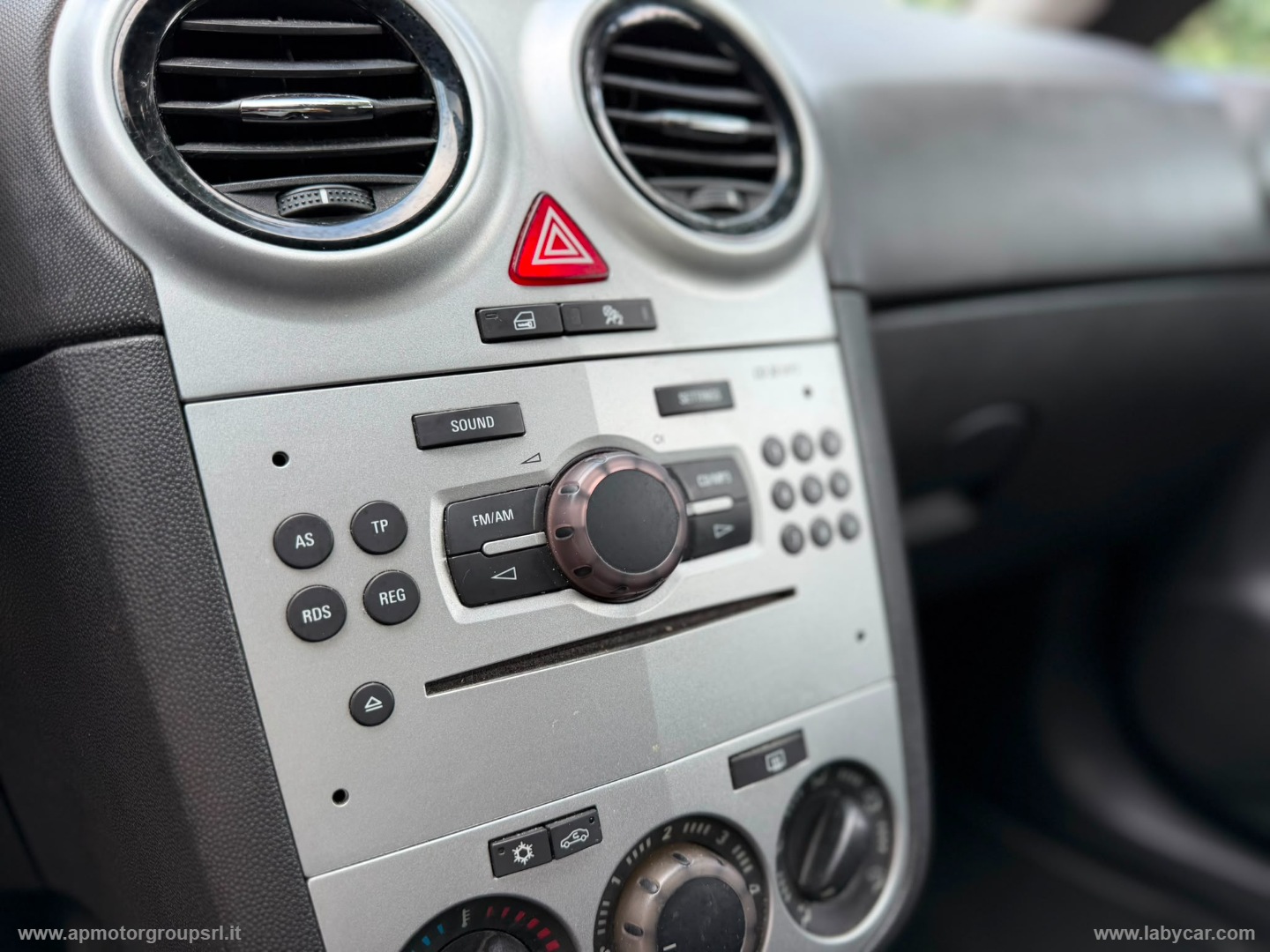 Corsa 1.2 85 CV 5p. GPL-TECH Club - immagine 21