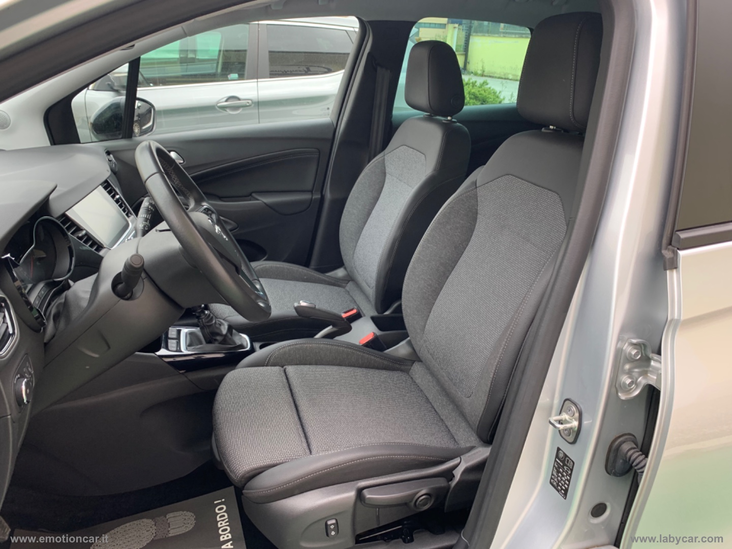 Crossland 1.2 T. 12V 110 CV S&S Elegance - 2023 - immagine 21