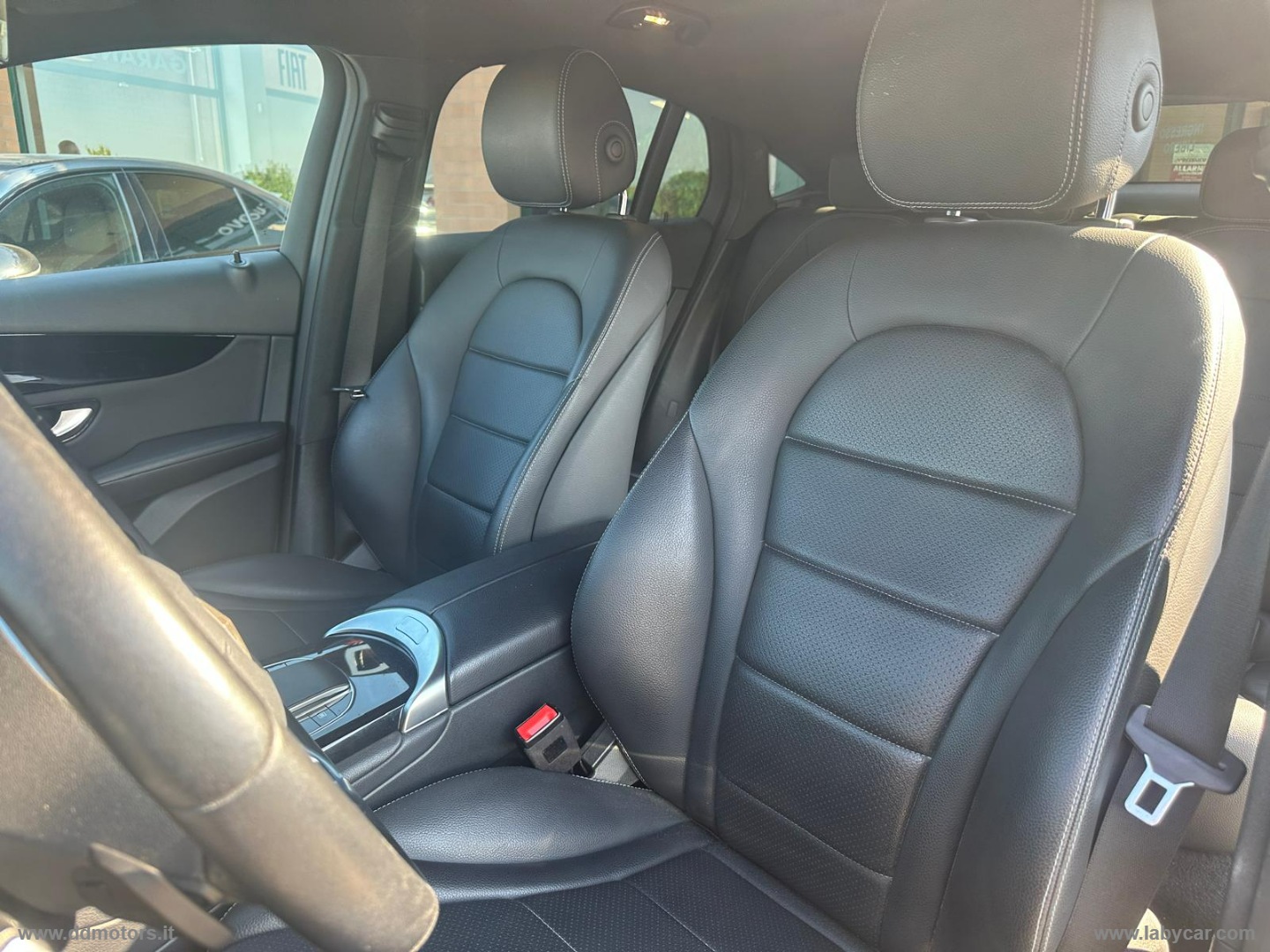 GLC 300 e 4Matic Plug-in hybrid Business PLUG-IN - immagine 21