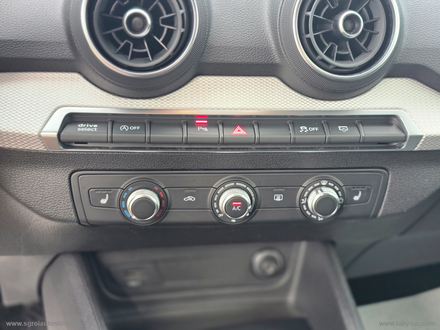 Q2 30 TDI - immagine 21
