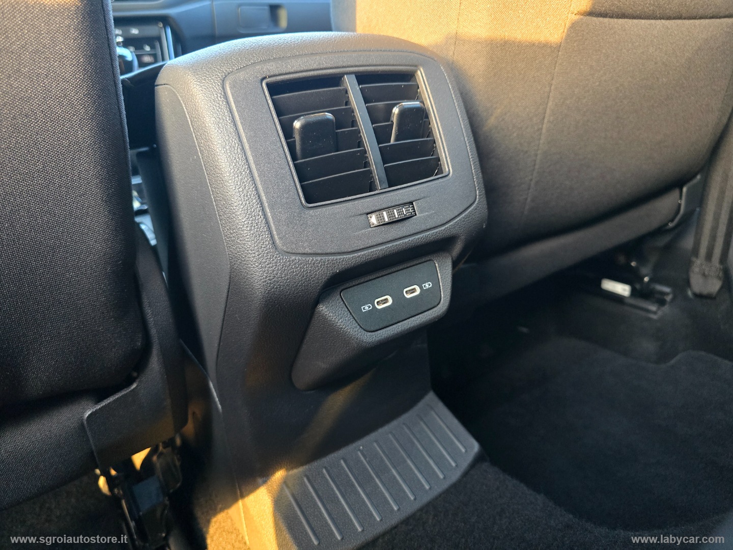 T-Roc 2.0 TDI SCR Style - immagine 21