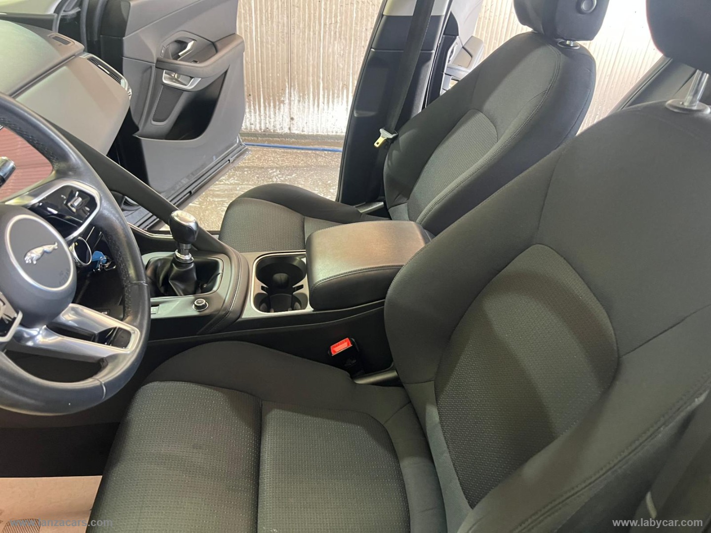 E-Pace 2.0D I4 163 CV - immagine 21