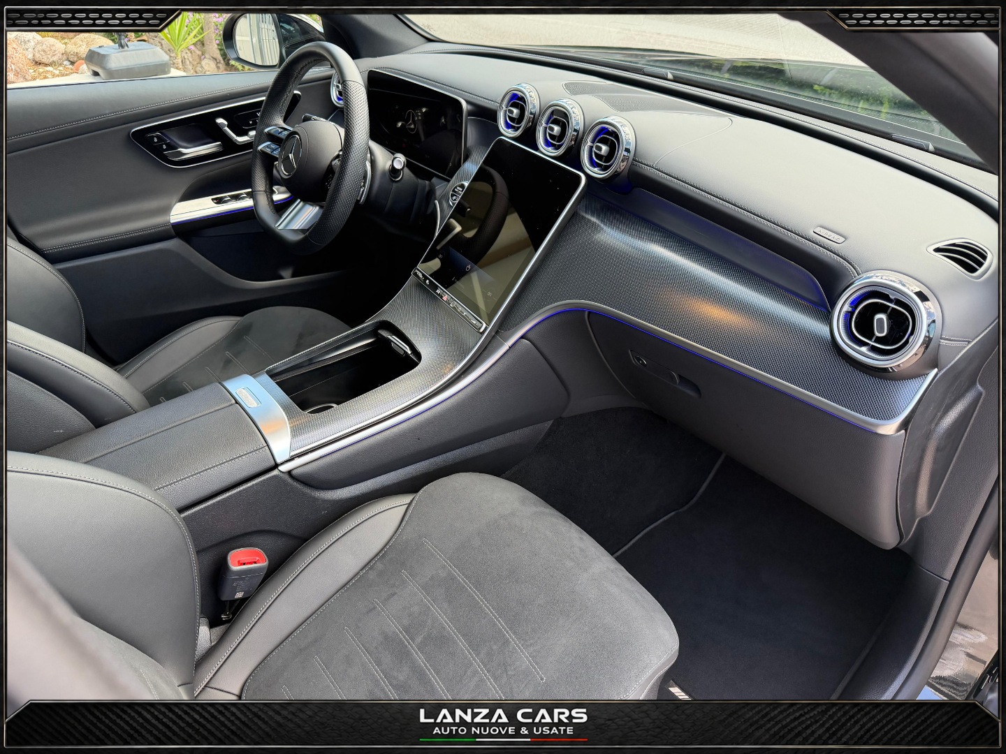 GLC 220 d 4Matic AMG Line Premium Plus - immagine 21