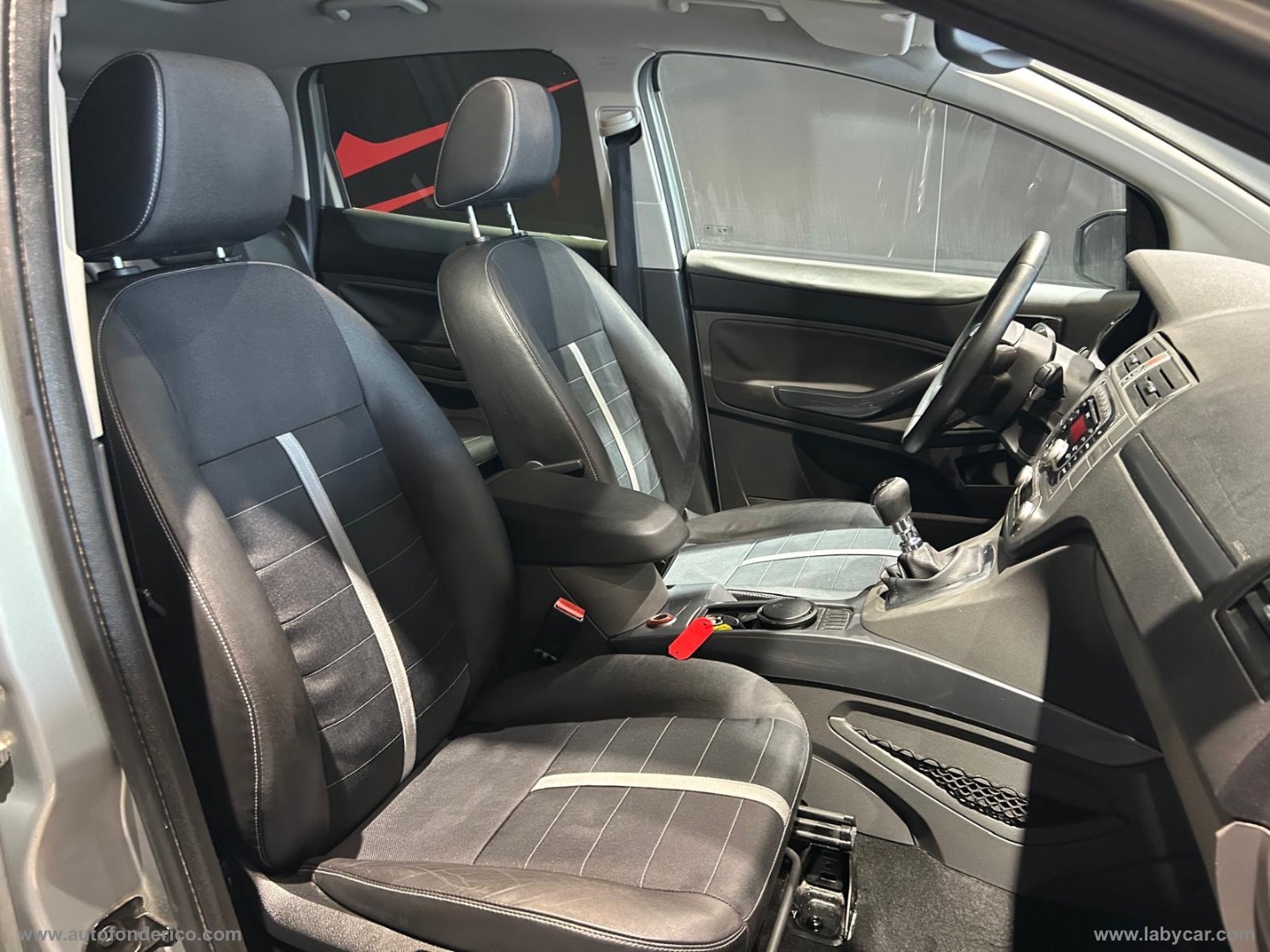 Kuga 2.0 TDCi 136 CV 4WD Titanium - immagine 21