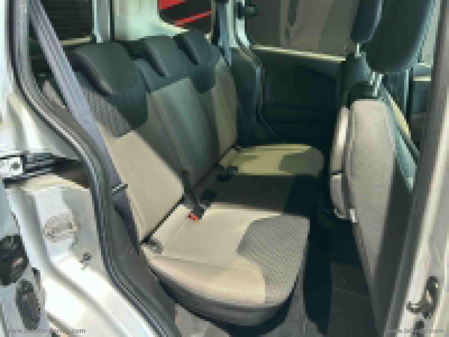 Tourneo Courier 1.5 TDCI 75 CV S&S Plus - immagine 21