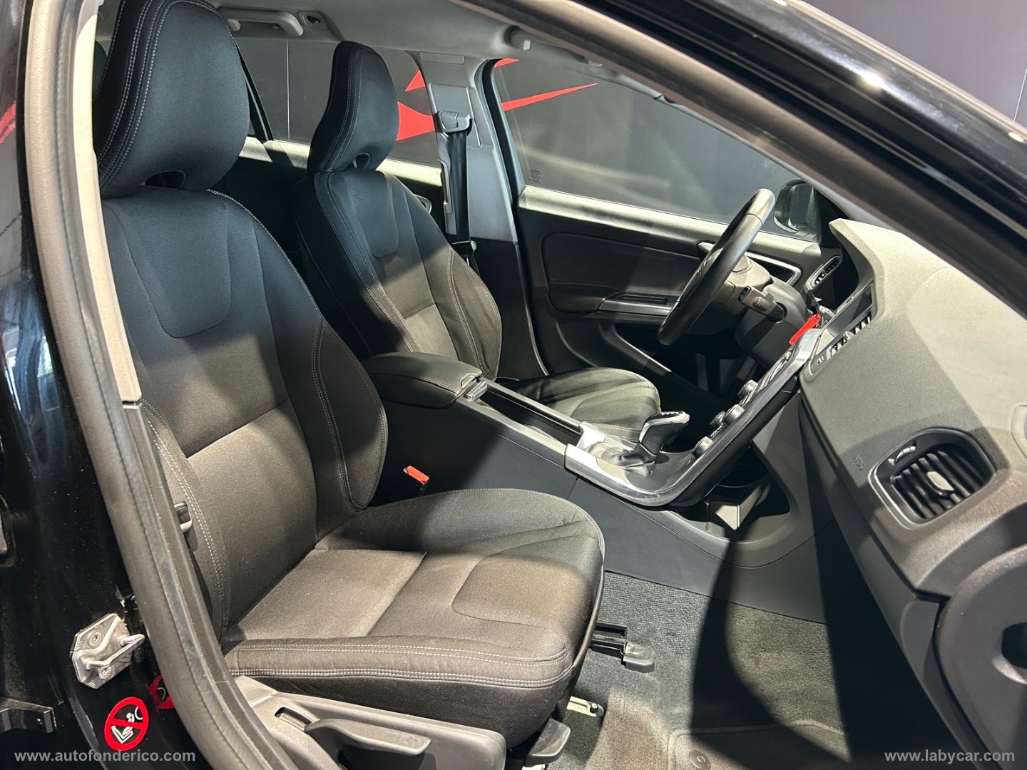 V60 D2 Geartronic Dynamic Edition - immagine 21