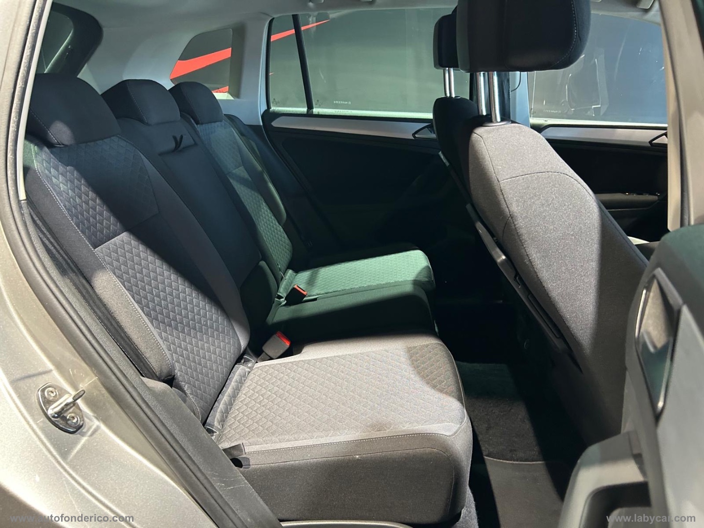 Tiguan 2.0 TDI 4MOTION Executive BMT - immagine 21