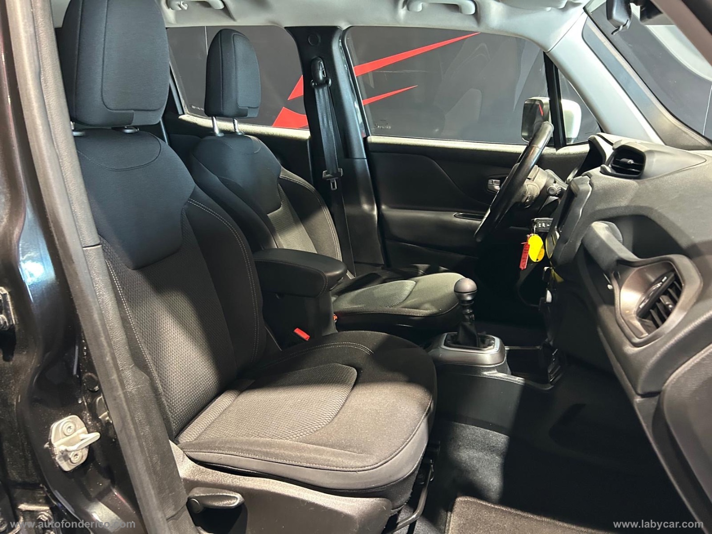 Renegade 1.6 Mjt 120CV Limited - immagine 21