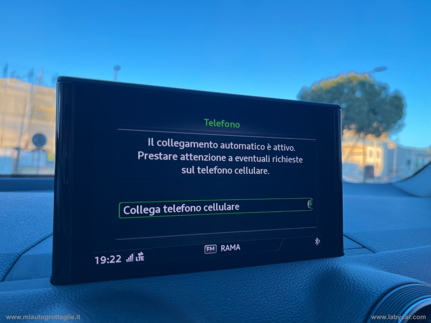 Q2 30 TDI S tronic Business Design - immagine 21