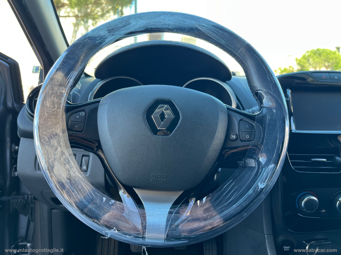 Clio Sporter dCi 8V 75 CV S&S Energy Zen - immagine 21