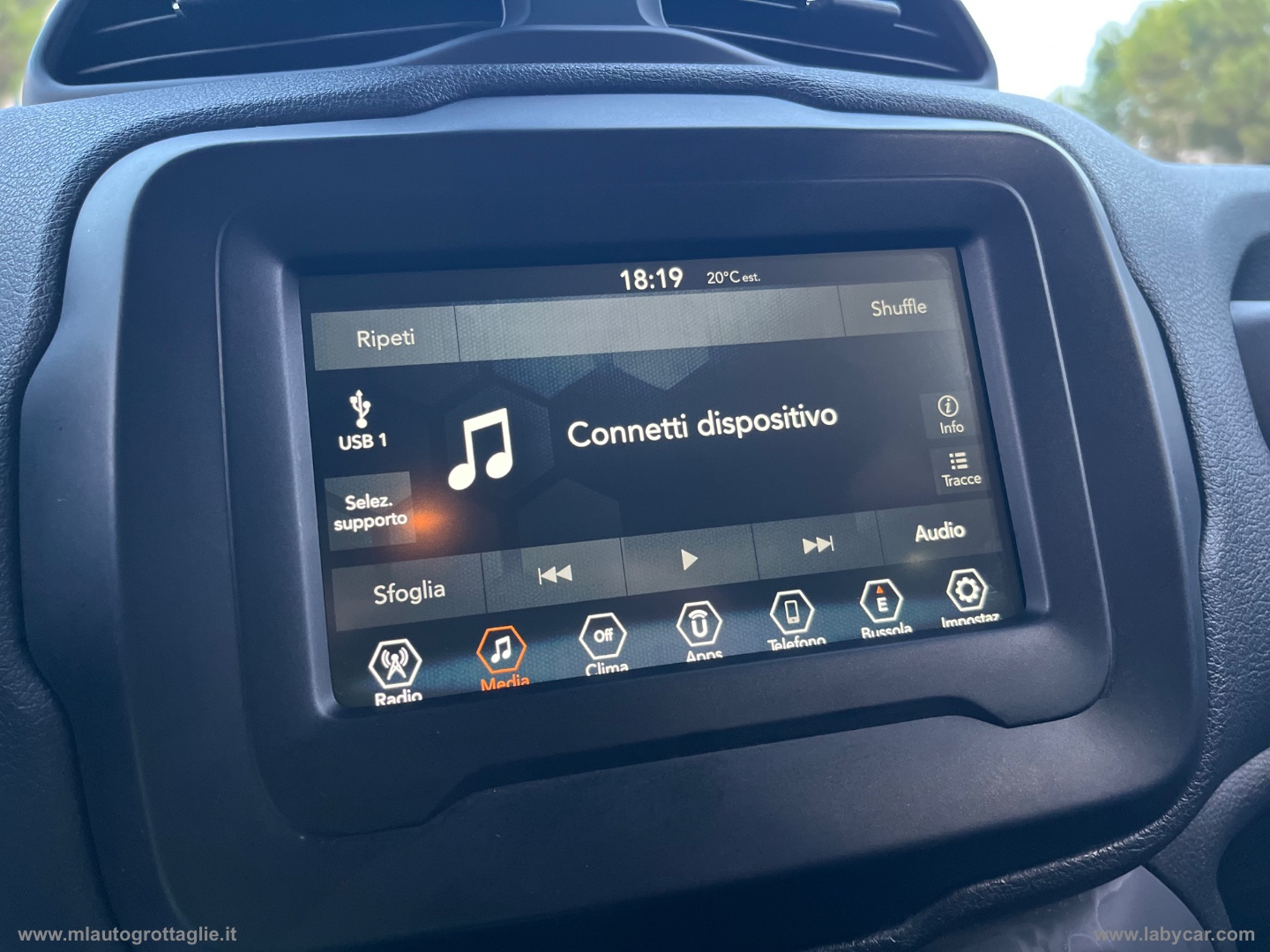 Renegade 1.6 Mjt 120CV Limited - immagine 21