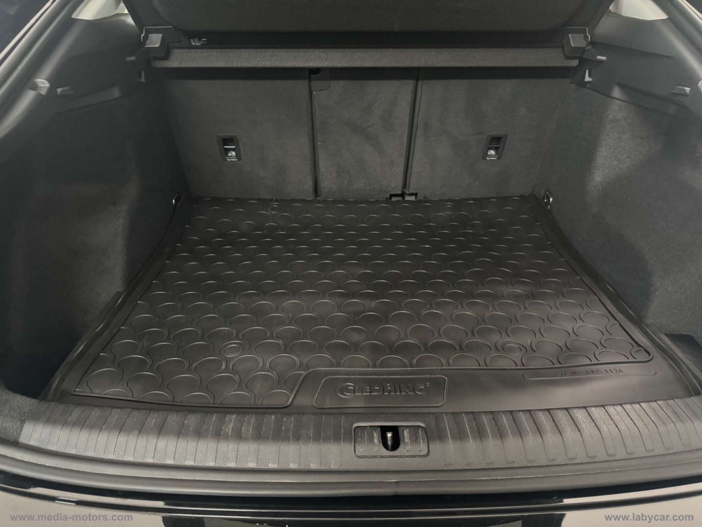 Q3 SPB 35 TDI S tronic Business Plus - immagine 21