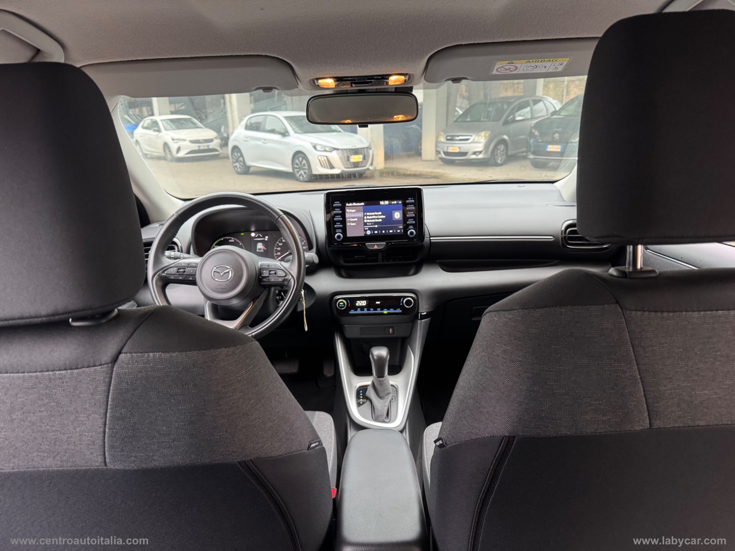 Mazda2 Hybrid 1.5 VVT Pure - immagine 21