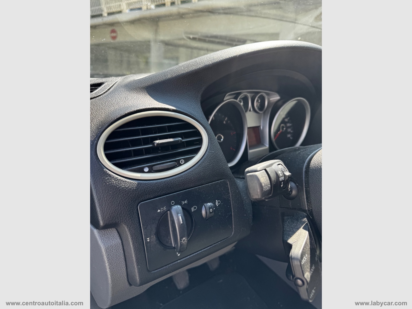 Focus 1.6 TDCi 90CV SW Tit. - immagine 21