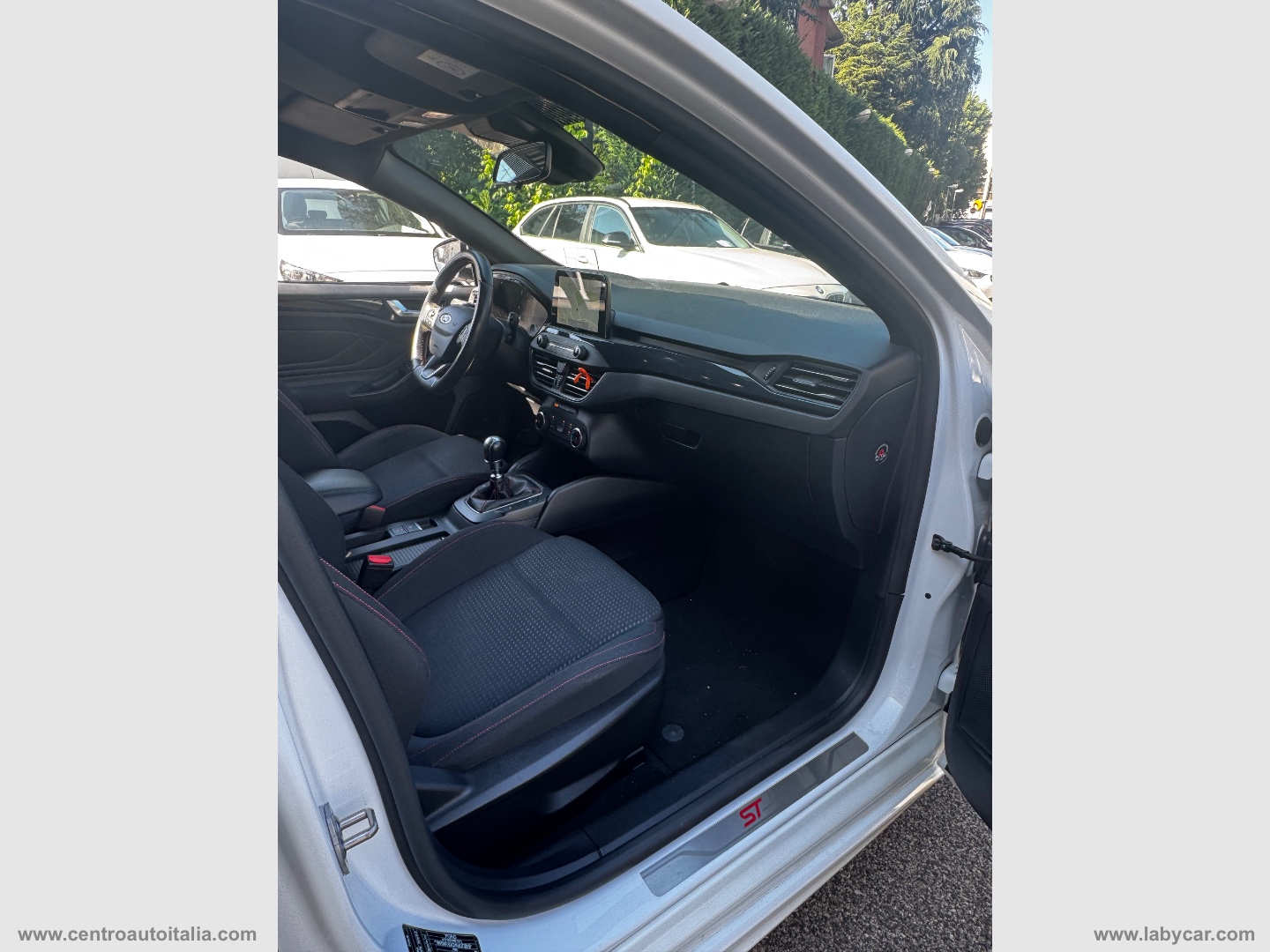 Focus 1.5 EcoBlue 120CV 5p. ST Line - immagine 21