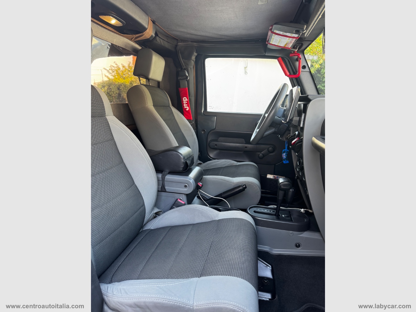 Wrangler 2.8 CRD Sport Auto - immagine 21