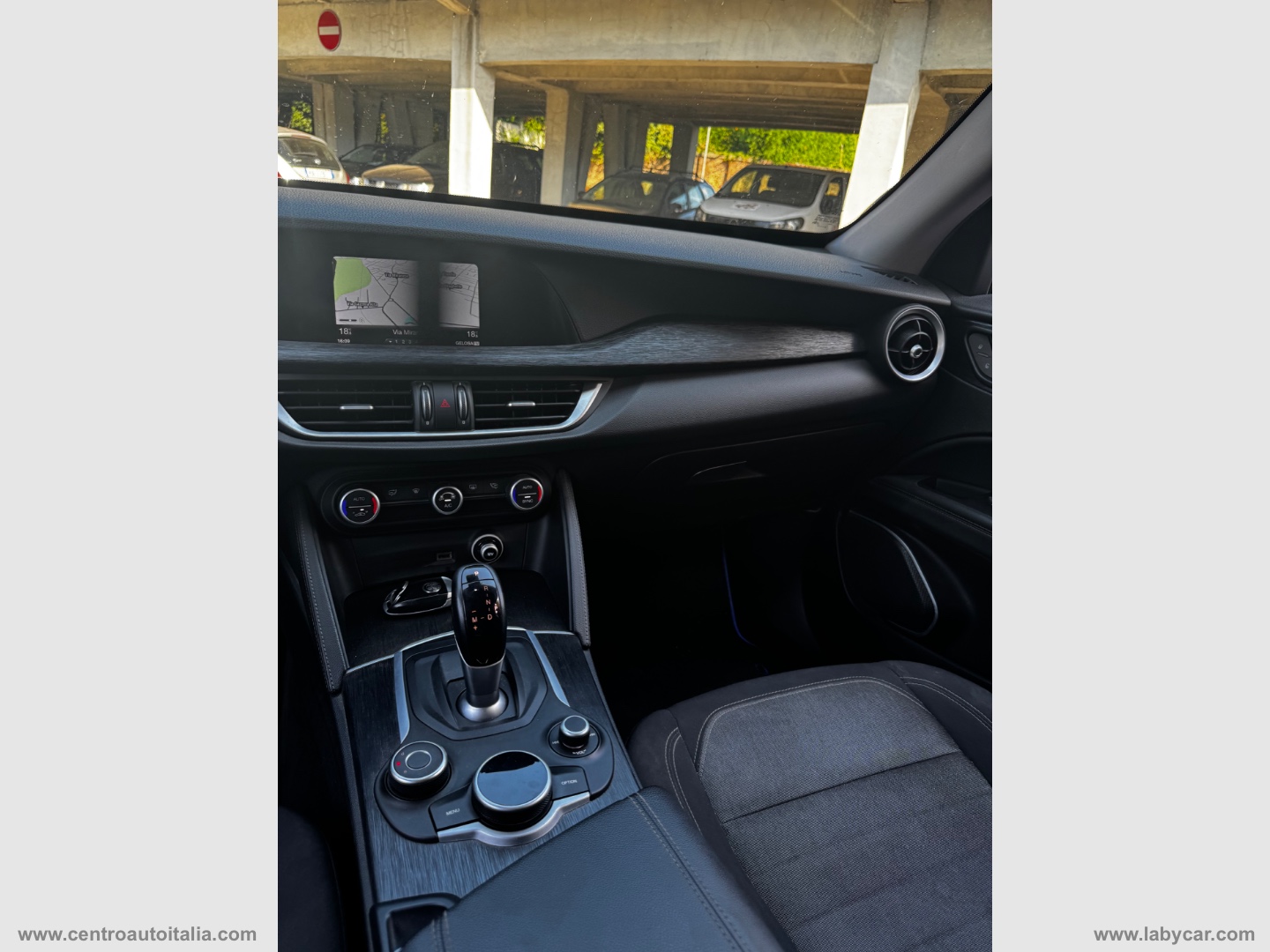 Stelvio 2.2 T.diesel 190 CV AT8 Q4 Exec. - immagine 21