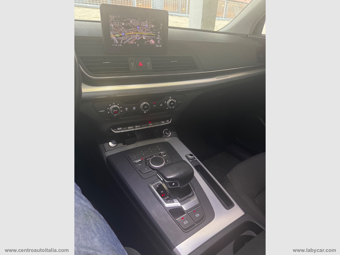 Q5 2.0 TDI quattro S tronic Business - immagine 21
