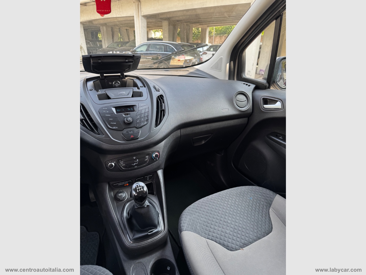 Tourneo Courier 1.0 EcoBoost 100 CV Tit. - immagine 21
