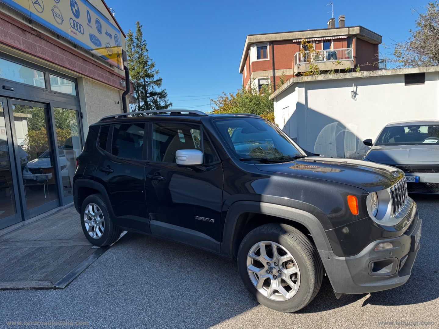 Renegade 2.0 Mjt 140 CV 4WD AD.L.Limited - immagine 21