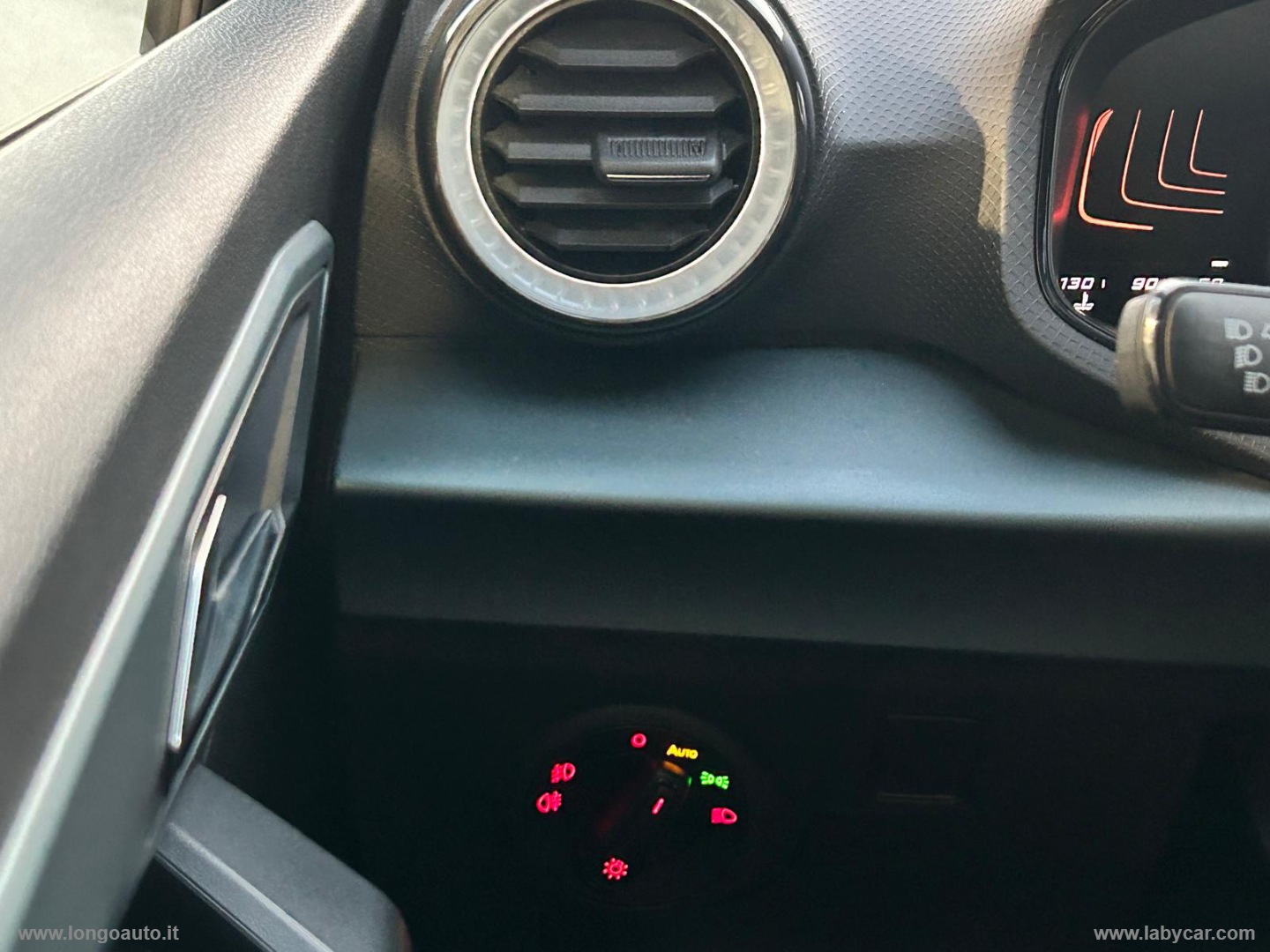 Arona 1.0 EcoTSI Xperience PRONTA CONSEGNA - immagine 21