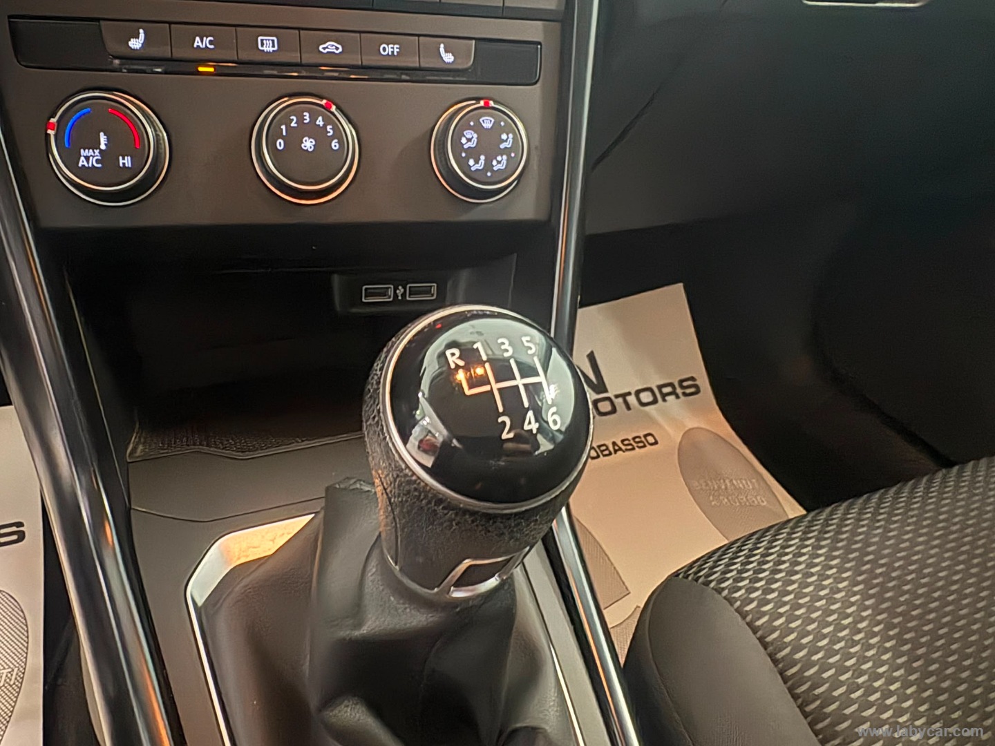 T-Roc 1.6 TDI SCR Business BlueMot.Tech. - immagine 21