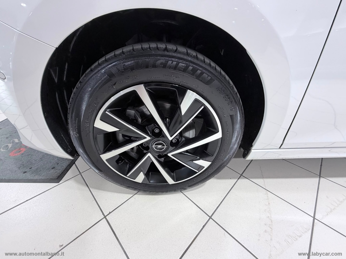 Corsa 1.2 100 CV GS - immagine 21