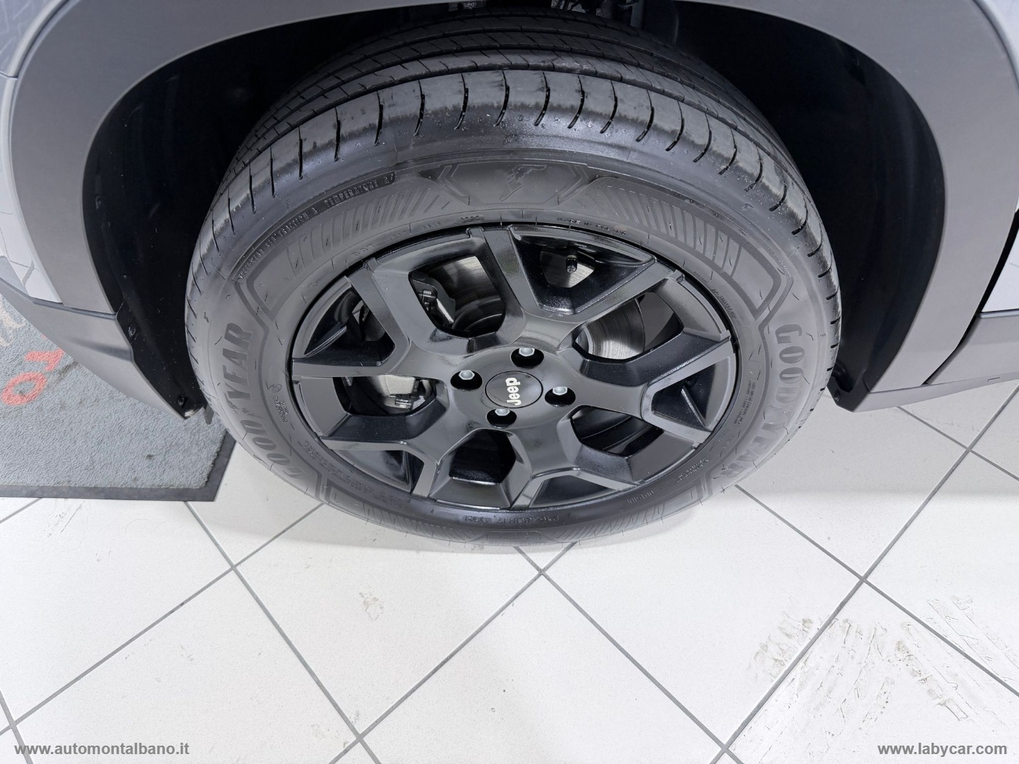 Avenger 1.2 Turbo 110CV e-Hybr.Black Ed. - immagine 21